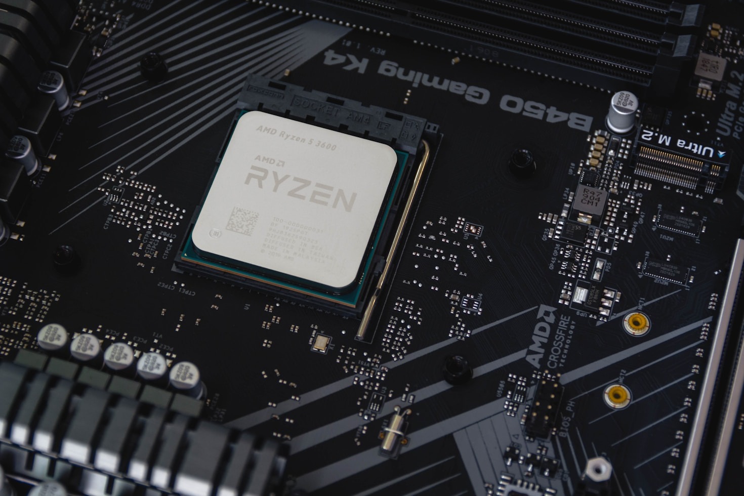 Hybrid Computing: Unlocking Unprecedented Potential